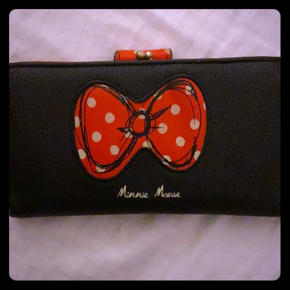 **SALE**Disneyland Minnie Mouse Wallet